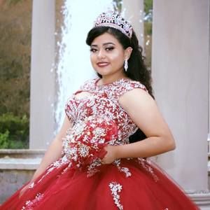 Meet your Posher, Mairely